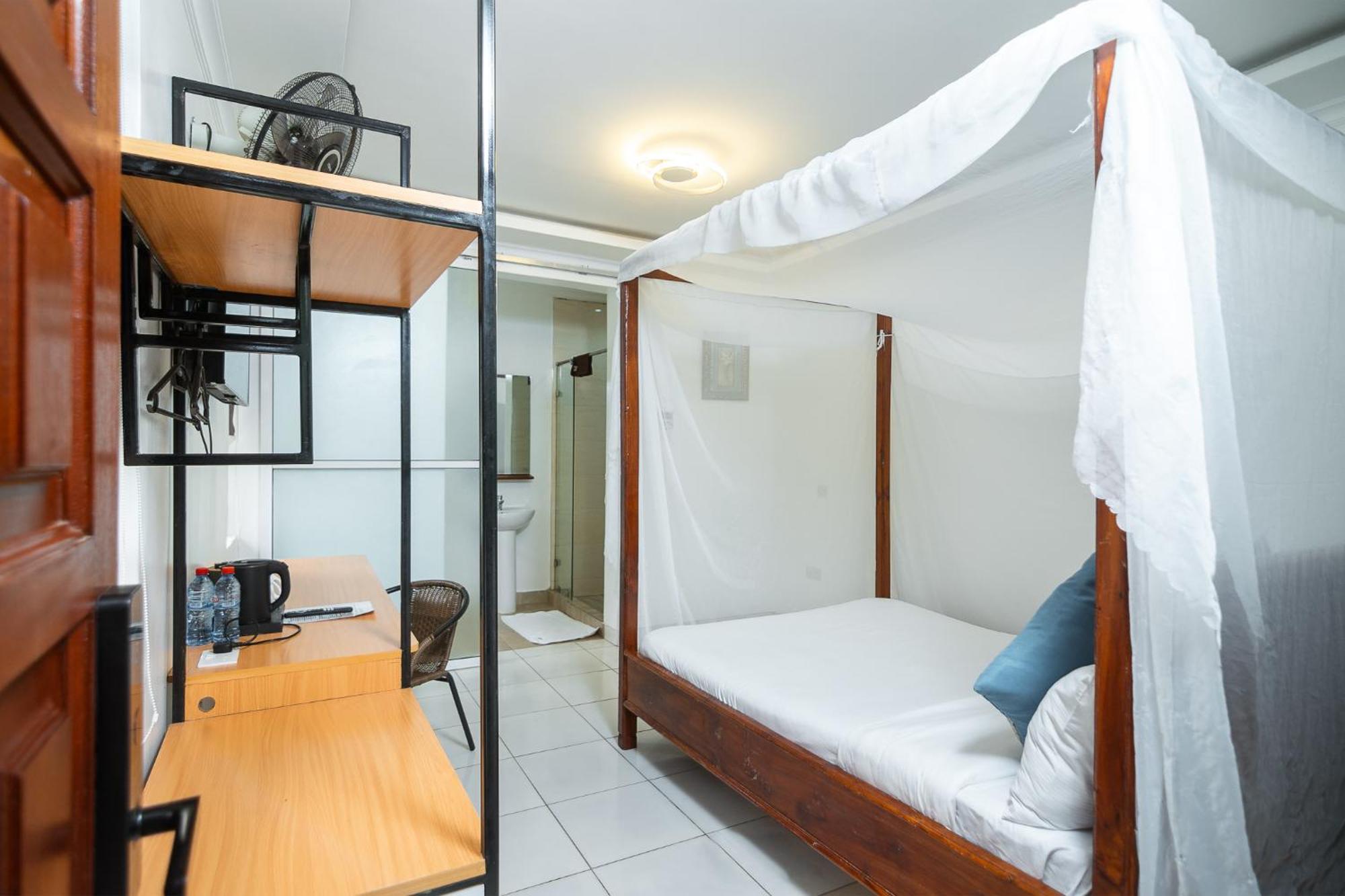 Harry'S Kisumu Oasis Aparthotel Exterior photo