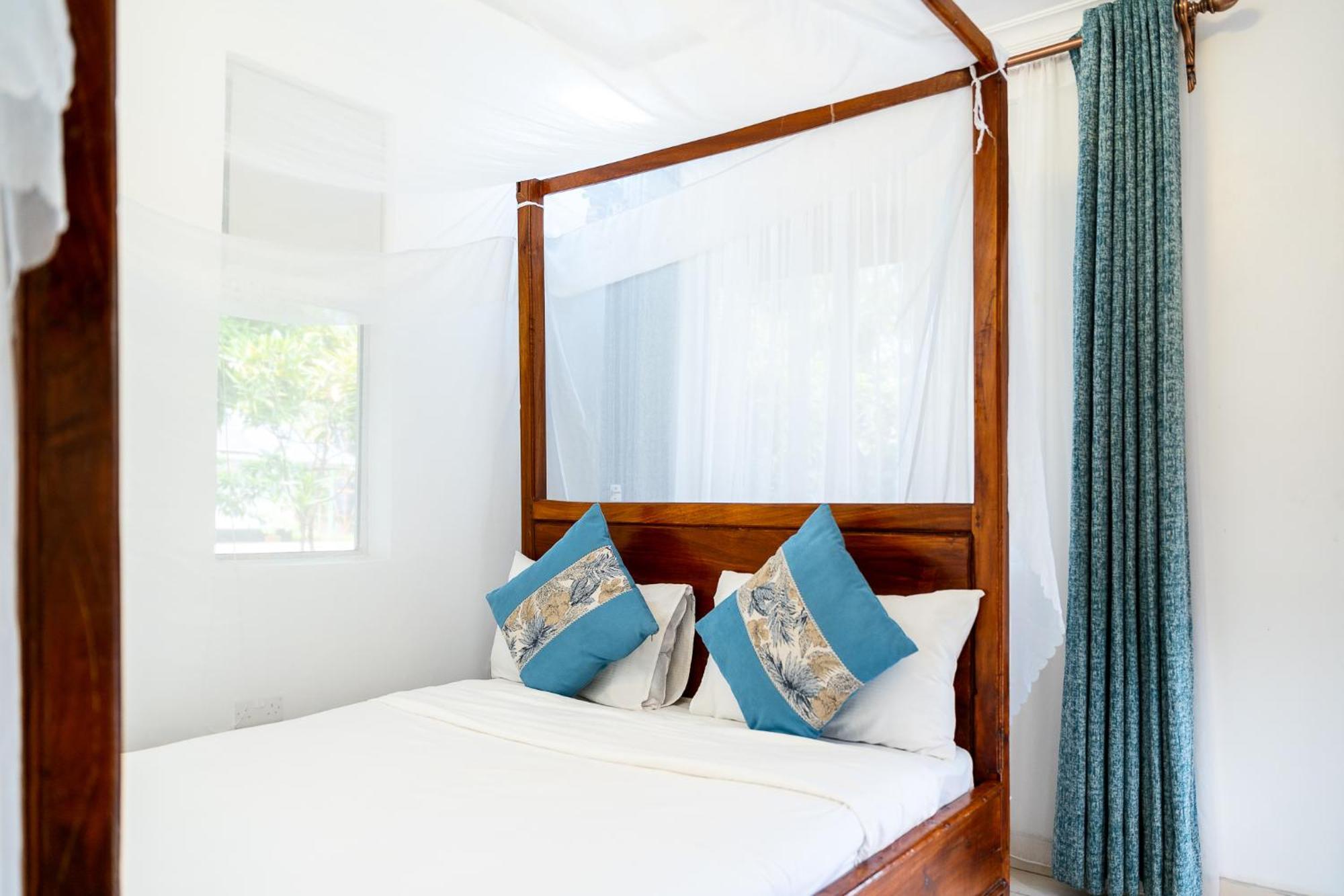 Harry'S Kisumu Oasis Aparthotel Exterior photo