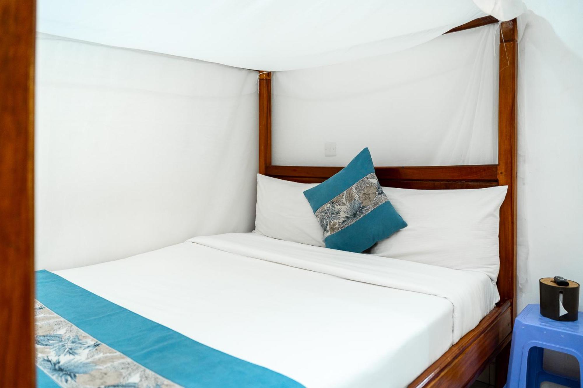 Harry'S Kisumu Oasis Aparthotel Exterior photo